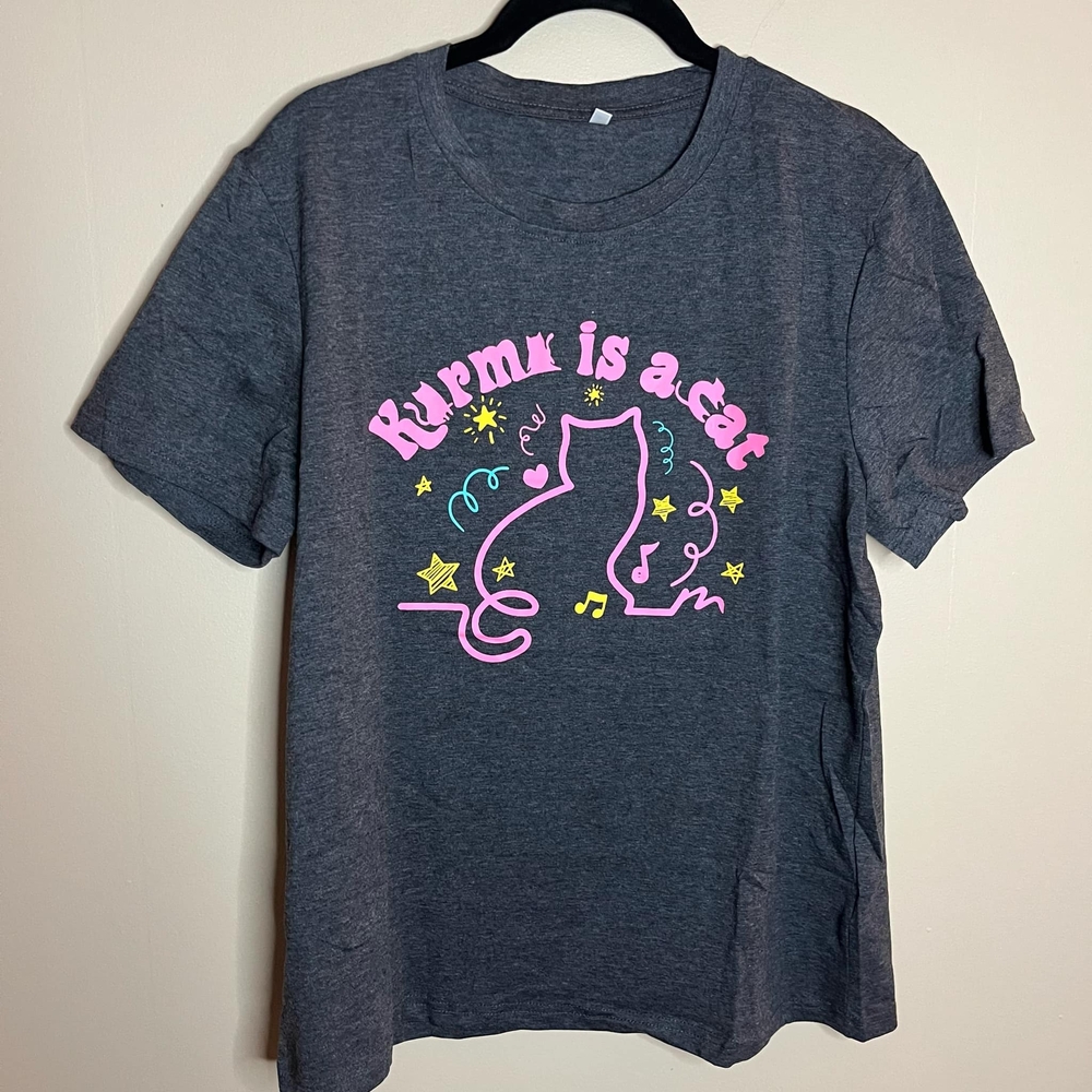 Karma is a Cat Midnights Gray Graphic Tee NWOT